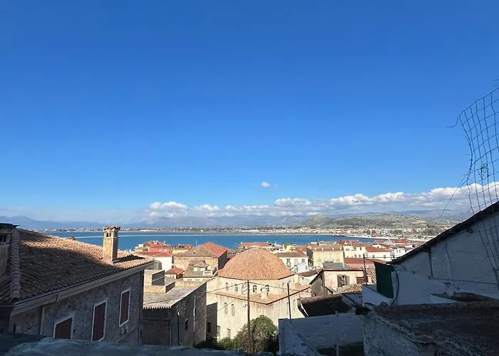 Secret Garden Apartment *